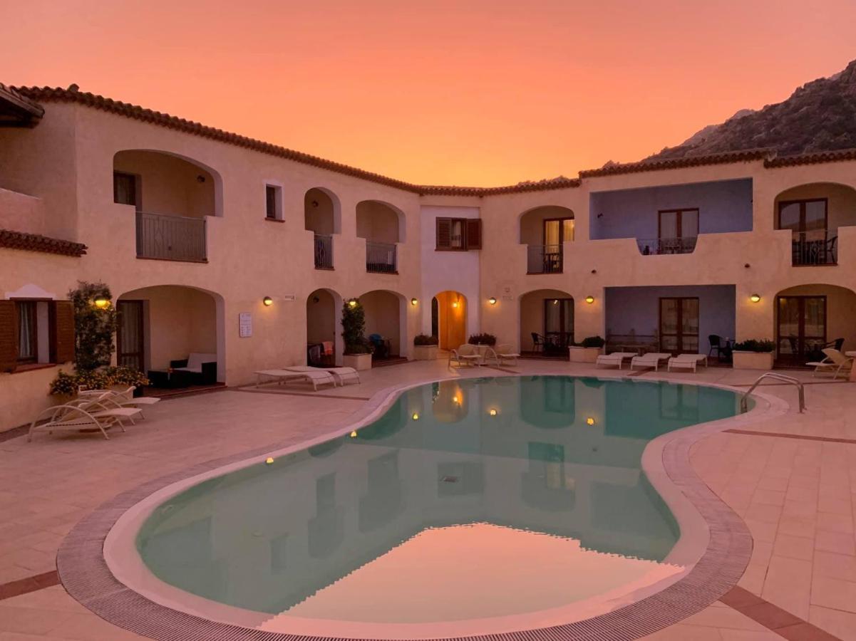 Hotel Monti Di Mola Porto Cervo Exterior foto